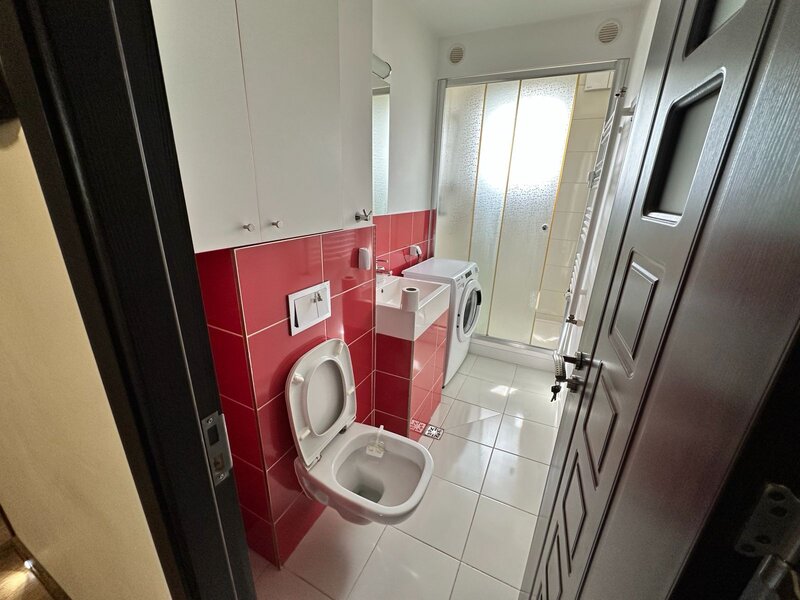 Militari (la 2 min. de Piata Gorjului)